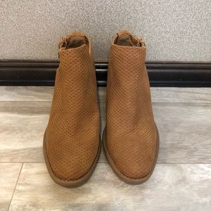 Quipd booties